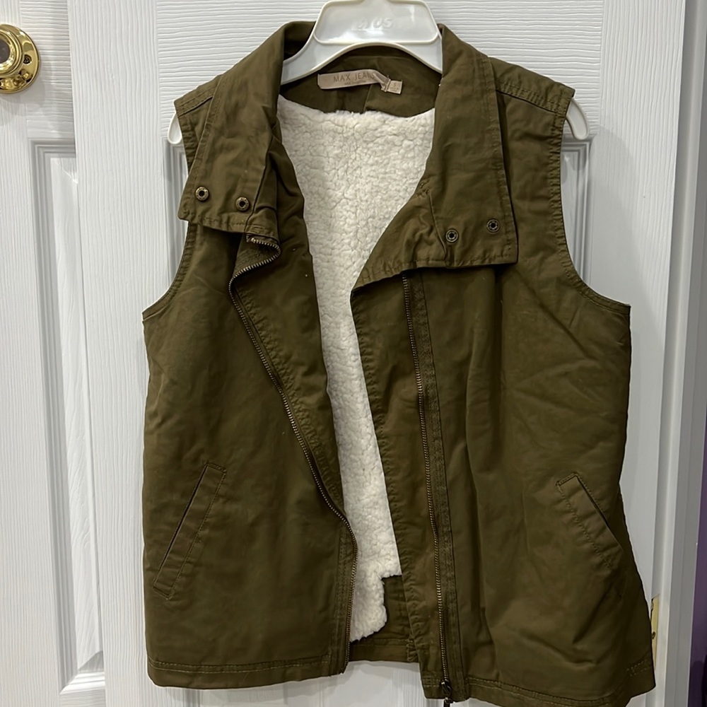 Army green vest